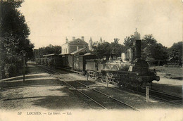 Loches * La Gare * Train Locomotive Machine * Ligne Chemin De Fer Indre Et Loire - Loches