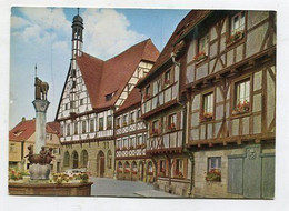 AK 069034 GERMANY -  Forchheim - Kriegerbrunnen Mit Dem Fachwerk-Rathaus - Forchheim