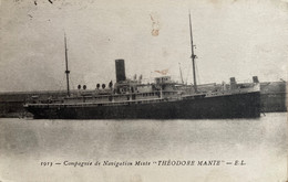 Bateau - Paquebot THÉODORE MANTE - Compagnie De Navigation Mixte - Cachet Militaire Dépôt Des Isolés Place De Marseille - Steamers