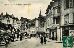 Tulle * Entrée De La Rue Du Trech * Commerce VERDIER * Magasins - Tulle