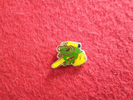 Pin S Pin's SPORT PLONGÉE HOMME GRENOUILLE  PLONGEUR (bazarcollect28) - Buceo