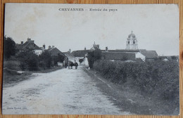 89 : Chevannes - Entrée Du Pays - Animée : Petite Animation - Attelage - Cheval - Légères Taches Jaunâtres - (n°23351) - Chevannes