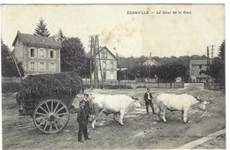 95 - EZANVILLE +++ La Cour De La Gare +++ Attelage De Boeufs En Très Beau Plan +++ - Ezanville