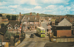 LANCING -The Level Crossing And The Railway Hotel - Other & Unclassified