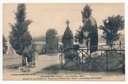 CPA 85 CROIX DE VIE Le Cimetière 1927 Menhir De La Tonnelle Monument Préhistorique Classé Sarcophage Mérovingien - Saint Gilles Croix De Vie