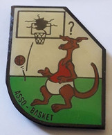 C201 Pin's Kangourou Basket Basketball ASSO Achat Immédiat - Basketball