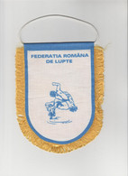 Romania - Federatia Romana De Lupte / Fanion / Penant - Uniformes Recordatorios & Misc