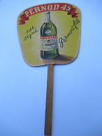 Petit Eventail  Publicitaire Ancien  /PERNOD 45/ Signé Pernod Fils / Vers 1930-1950                          OEN29 - Other & Unclassified