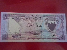 BAHRAIN, P 3 , 1:2 Dinar  , L. 1964 , UNC - Bahrain