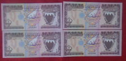 BAHRAIN, P 7 , 1/2 Dinar  , L. 1973 , UNC , 4 Notes - Bahrein