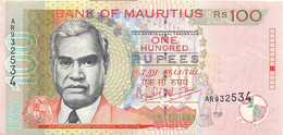 MAURITIUS  , P 51a , 100 Rupees  , 1999 , Almost UNC , Presque Neuf - Maurice