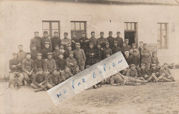 LAVAUFRANCHE  - Militaires Qui Posent En 191?  ( Carte Photo ) - Autres & Non Classés