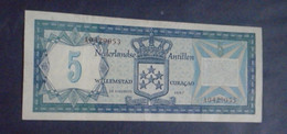 NETHERLANDS ANTILLES, P 8a + 8b ,  5 Gulden  ,  1967 + 1972 , F + EF , 2 Notes - Netherlands Antilles (...-1986)