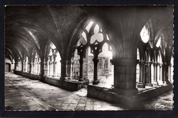 (RECTO / VERSO) ABBAYE DE NOIRLAC PRES DE ST AMAND MONTROND - N° 00 - LE CLOITRE - FORMAT CPA - Saint-Amand-Montrond