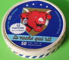 Ancienne Boite En Carton - Publicité Fromage VACHE QUI RIT De Rabier - Étiquette 225 G - Dessous Prix En Franc Vers 1970 - Boîtes