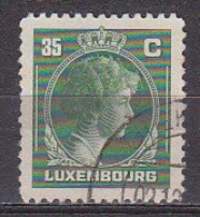 Q3025 - LUXEMBOURG Yv N°339 - 1944 Charlotte Rechtsprofil