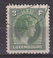 Q3034 - LUXEMBOURG Yv N°351 - 1944 Charlotte Rechtsprofil