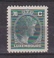 Q3053 - LUXEMBOURG Yv N°343 ** - 1944 Charlotte Rechterzijde