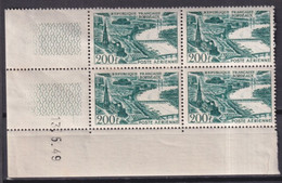 1949 - POSTE AERIENNE - COIN DATE YVERT N° 25 * MH (ADHERENCES SUR GOMME LEGEREMENT ALTEREE) - COTE = 95 EUR. - Aéreo