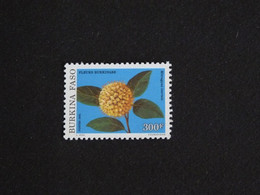 BURKINA FASO YT 842 NSG - MITRAGYNA INERMIS ARBUSTE ARBRE TREE BAUM - Burkina Faso (1984-...)