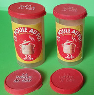 Lot 2 BOITES Plastique + 2 Couvercles - Publicité LA POULE AU POT Paris - 2 éditions Différentes - Années 1960 1970 - Boîtes