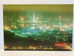 Night View, Pyongyang, North Korea Postcard - Corea Del Nord