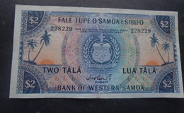 SAMOA ,,  P 17a , 2 Tala ,  ND 1967 , Almost UNC , Presque  Neuf ,  First Signature - Samoa