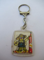 Porte-clé Publicitaire/ VINS / Baptistin Caracous/ Le Meilleur De Tous /Animé/ /Plastique/ Vers 1960-1970         POC465 - Key-rings