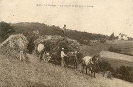 Châteaulin * La Moisson , Le Charroi Du Blé Pour Le Battage * Scène Agricole Foins Agriculture Attelage Chevaux - Châteaulin