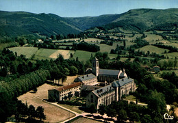 Dourgne Vue Aerienne L'abbaye St Benoit D'en Calcat Et La Montagne Noire       CPM Ou CPSM - Dourgne