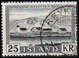 1957. ISLAND. Bessastadir. 25 Kr.  (Michel 319) - JF523041 - Oblitérés