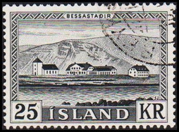 1957. ISLAND. Bessastadir. 25 Kr.  (Michel 319) - JF523044 - Usados