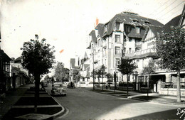 Le Touquet Paris Plage * L'Hôtel Alexandra , Boulevard Dalaz * Autos - Le Touquet