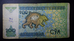 A4 OUZBEKISTAN  BILLETS DU MONDE WORLD BANKNOTES  200 CYM 1997 - Ouzbékistan