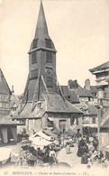 Honfleur           14        Le Clocher De L'Eglise Sainte Catherine. Marché.      N° LL 53    (voir Scan) - Honfleur