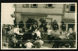 Orig. Foto AK 60er Jahre ?, Hochzeitskutsche Vor Gaststätte Im Raum Birstein Wächtersbach, Main Kinzig Kreis - Main - Kinzig Kreis