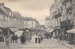 CPA 37 LOCHES LA PLACE DU MARCHE AU BLE ET RUE DE LA REPUBLIQUE - Loches