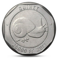 GUINEA - GUINEE 25000 FRANCS UNUSUAL FAUNA SNAIL BIMETAL BI-METALLIC 2013 UNC - Guinea