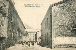 Molières Sur Cèze * La Poste Et Les Casernes * Rue Du Village - Autres & Non Classés