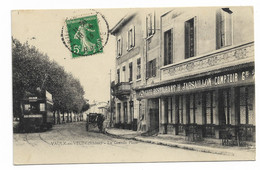 VAULX En VELIN (Rhône) -- La Grande Place -- TRAMWAY - TRAIN - Café Restaurant H. JARSAILLON - Voyagée 1913 - Vaux-en-Velin