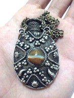 Antique Very Ancient Iran Necklace To Decorate The Eyes With Kohl 1940s - 1950s - Other & Unclassified