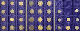 Sammlung Gunmoney: 32 Münzen. 6 X Sixpence, 9 X Shilling Large Size, 3 X Shilling Small Size, 5 X Halfcrown Large Size,  - Ireland