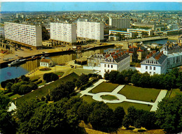 Lorient * Vue Panoramique Sur Une Partie De La Ville * Cercle Naval , Sous Préfecture - Lorient