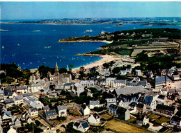 Carantec * Vue Générale Aérienne Du Village - Carantec