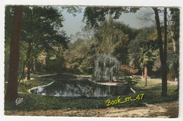 Delcampe - {93463} 85 Vendée Luçon , Jardin Domaine , Le Lac. " En Baisse " - Lucon