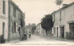 79 - DEUX SÈVRES - SECONDIGNY-EN-GATINAIS - Rue Principale Aubergiste - Maréchal Ferrant J. MORIN - Superbe - 10157 - Secondigny