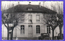 Carte Postale 95. Montmagny  La Mairie  Très Beau Plan - Montmagny