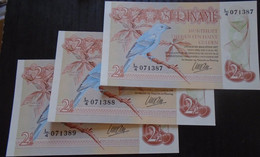 SURINAME , P 119 ,  2.5 Gulden ,  1985 , UNC , Neuf,, 3 Notes - Surinam