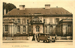 Amiens * Vue Sur La Façade De La Préfecture * Automobile Voiture Ancienne - Amiens