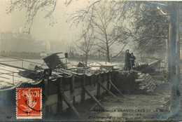 Paris * 7ème * Carte Photo * établissement D'un Barrage Quai Voltaire * Inondations Catastrophe * Crue Janvier 1910 - District 07